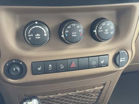 Used 2012 Jeep Wrangler Sahara w/ Connectivity Group AWD/4WD image 24