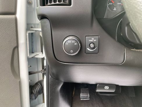 Used 2017 Chevrolet Express 3500 LT w/ LT Preferred Equipment Group image 22