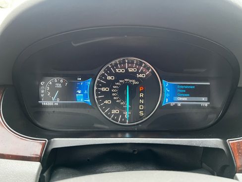 Used 2013 Ford Edge Limited image 18