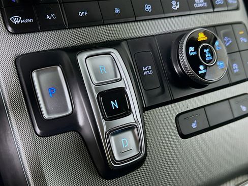 Used 2024 Hyundai Palisade SEL image 24