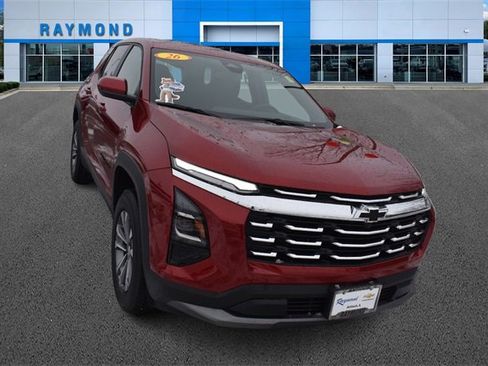 Used 2026 Chevrolet Equinox LT image 9