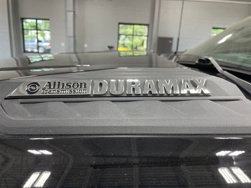 Used 2023 Chevrolet Silverado 2500 LTZ w/ LTZ Convenience Package II AWD/4WD image 26