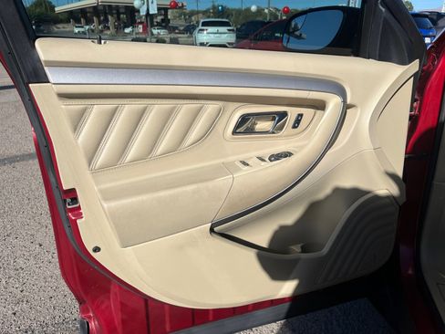 Used 2017 Ford Taurus SEL w/ Equipment Group 201A image 13