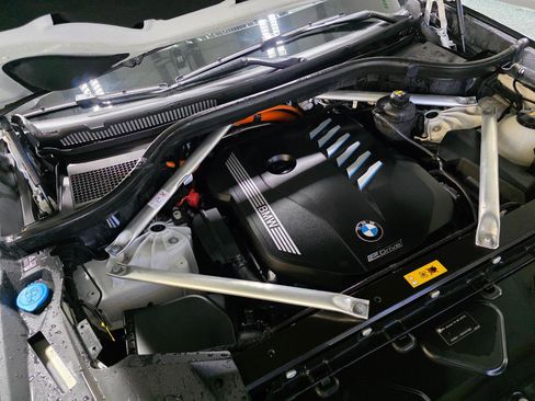 Used 2022 BMW X5 xDrive45e w/ Executive Package image 47