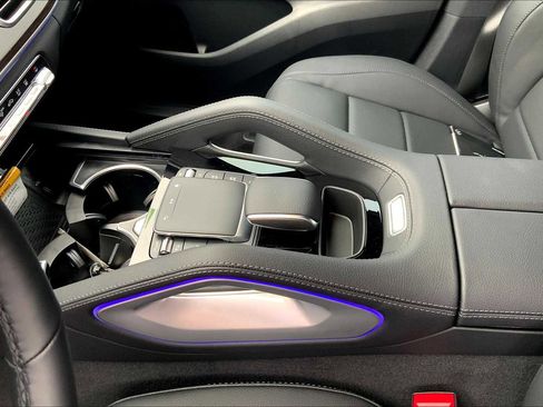 New 2025 Mercedes-Benz GLE 450e GLE 450e image 10