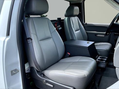 Used 2013 Chevrolet Silverado 2500 W/T AWD/4WD image 20