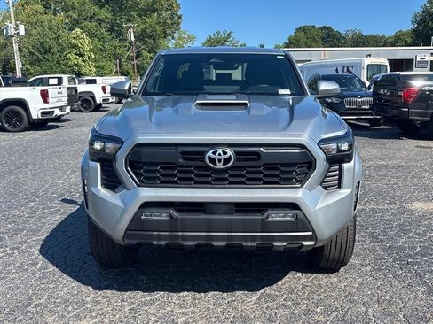 Used 2024 Toyota Tacoma TRD Sport RWD image 2