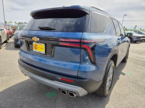 Used 2025 Chevrolet Traverse LT AWD/4WD image 6