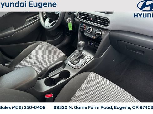 Used 2021 Hyundai Kona SE AWD/4WD image 19