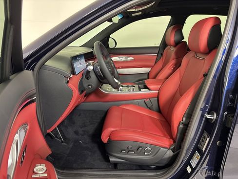 New 2026 Genesis GV70 2.5T Sport Prestige AWD/4WD image 16