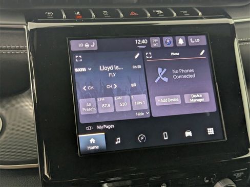 New 2025 Jeep Grand Cherokee Altitude image 24