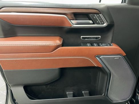 Certified 2024 GMC Sierra 1500 Denali Ultimate image 32