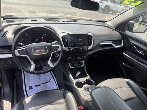 Used 2023 GMC Terrain SLT AWD/4WD image 14