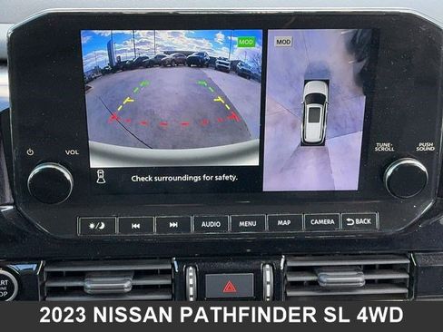 Used 2023 Nissan Pathfinder SL image 23