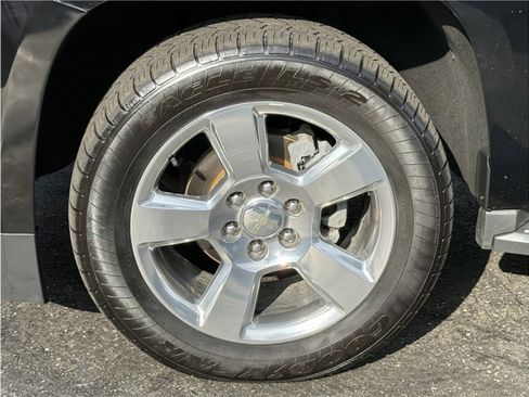 Used 2016 Chevrolet Tahoe LT image 11