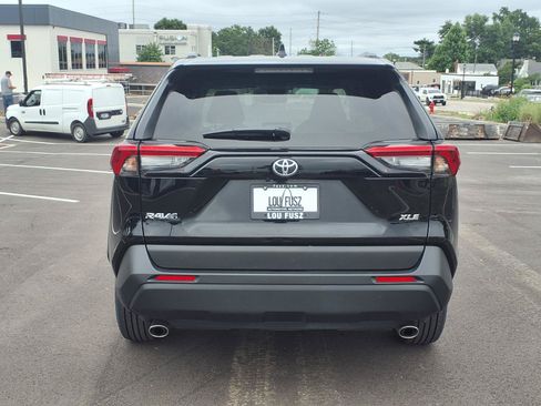 Certified 2025 Toyota RAV4 XLE FWD image 25