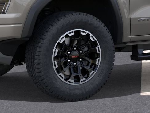 New 2026 GMC Canyon AT4 AWD/4WD image 9