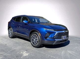 Used 2023 Chevrolet Blazer Premier w/ Driver Confidence II Package video 2