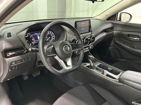 Used 2020 Nissan Sentra SV FWD image 16