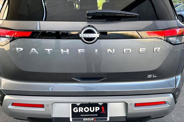 Certified 2025 Nissan Pathfinder SL FWD image 10
