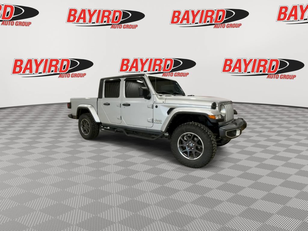 Used 2022 Jeep Gladiator Overland w/ Cold Weather Group AWD/4WD image 2