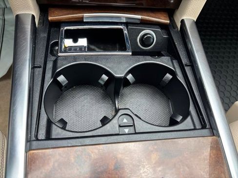 Used 2014 Mercedes-Benz E 350 Sedan image 35