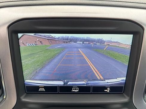 Used 2021 GMC Sierra 1500 SLT w/ SLT Premium Package image 22