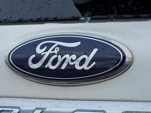 Used 2011 Ford Explorer XLT w/ 201A Rapid Spec Order Code FWD image 24