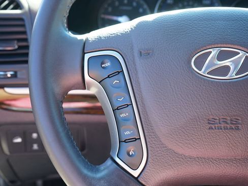 Used 2012 Hyundai Santa Fe SE AWD/4WD image 23