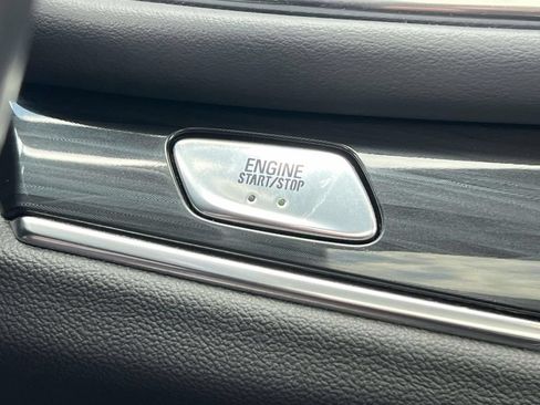 Used 2023 Buick Enclave Essence w/ Experience Buick Package AWD/4WD image 34