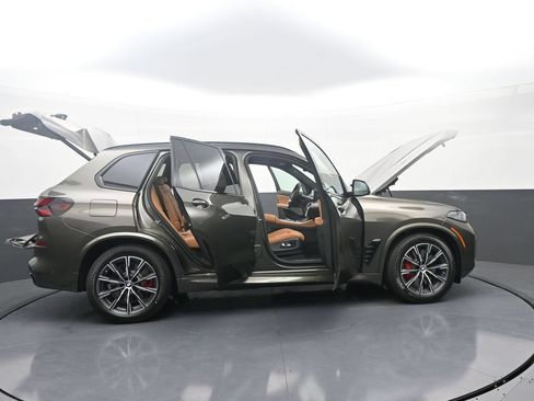 New 2026 BMW X5 xDrive50e w/ M Sport Package AWD/4WD image 44