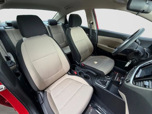 Used 2019 Hyundai Accent SE w/ Cargo Package FWD image 21