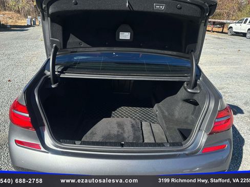Used 2018 BMW M760i xDrive image 11