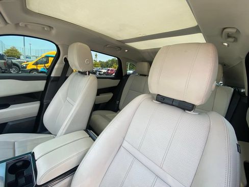 Used 2020 Land Rover Range Rover Velar S AWD/4WD image 20