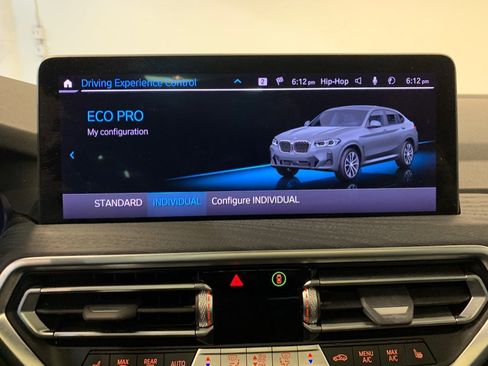 Used 2023 BMW X4 xDrive30i w/ M Sport Package AWD/4WD image 39