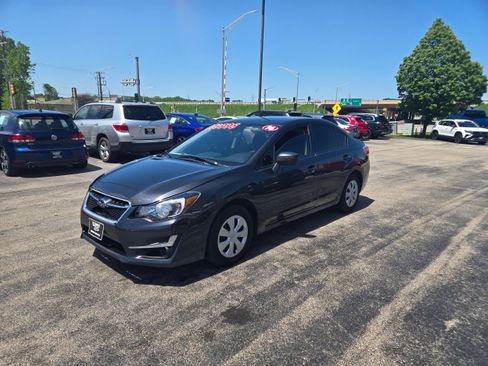 Used 2016 Subaru Impreza 2.0i AWD/4WD image 2