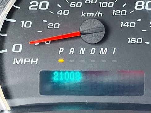 Used 2023 Chevrolet Express 2500 w/ Driver Convenience Package RWD image 17