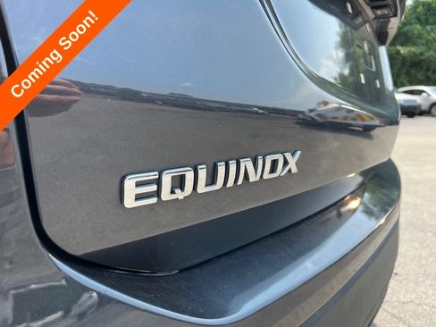 Used 2022 Chevrolet Equinox LS FWD image 9