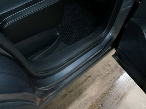 Certified 2023 Volkswagen Tiguan SE R-Line image 50