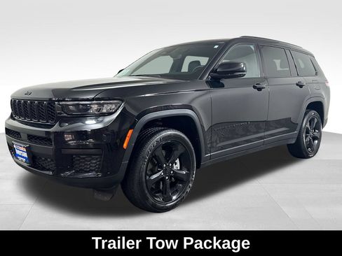 Used 2024 Jeep Grand Cherokee L Altitude AWD/4WD image 6