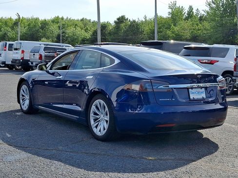 Used 2017 Tesla Model S 90D AWD/4WD image 5