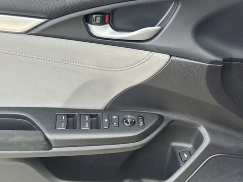 Used 2020 Honda Civic EX image 19