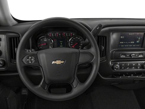Used 2018 Chevrolet Silverado 1500 Custom w/ Custom Value Package AWD/4WD image 10