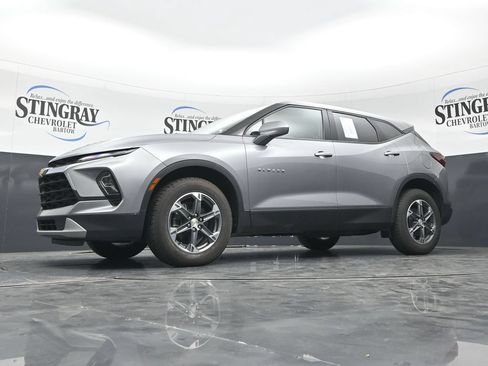 Used 2025 Chevrolet Blazer LT FWD image 31