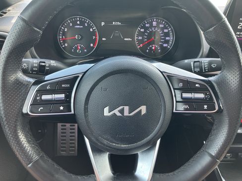 Used 2024 Kia Forte GT-Line FWD image 15