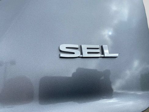Used 2023 Mitsubishi Eclipse Cross SEL AWD/4WD image 18