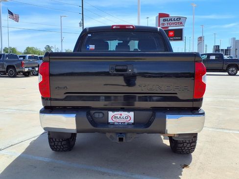 Certified 2019 Toyota Tundra SR5 w/ SR5 Upgrade Package image 7