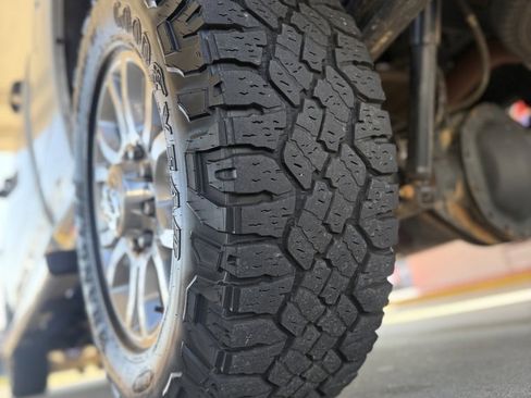 Used 2013 RAM 2500 Tradesman w/ Chrome Appearance Group image 13