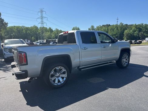 Used 2017 GMC Sierra 1500 Denali w/ Denali Ultimate Package image 5