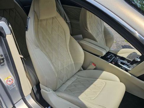 Used 2015 Bentley Continental GT image 20